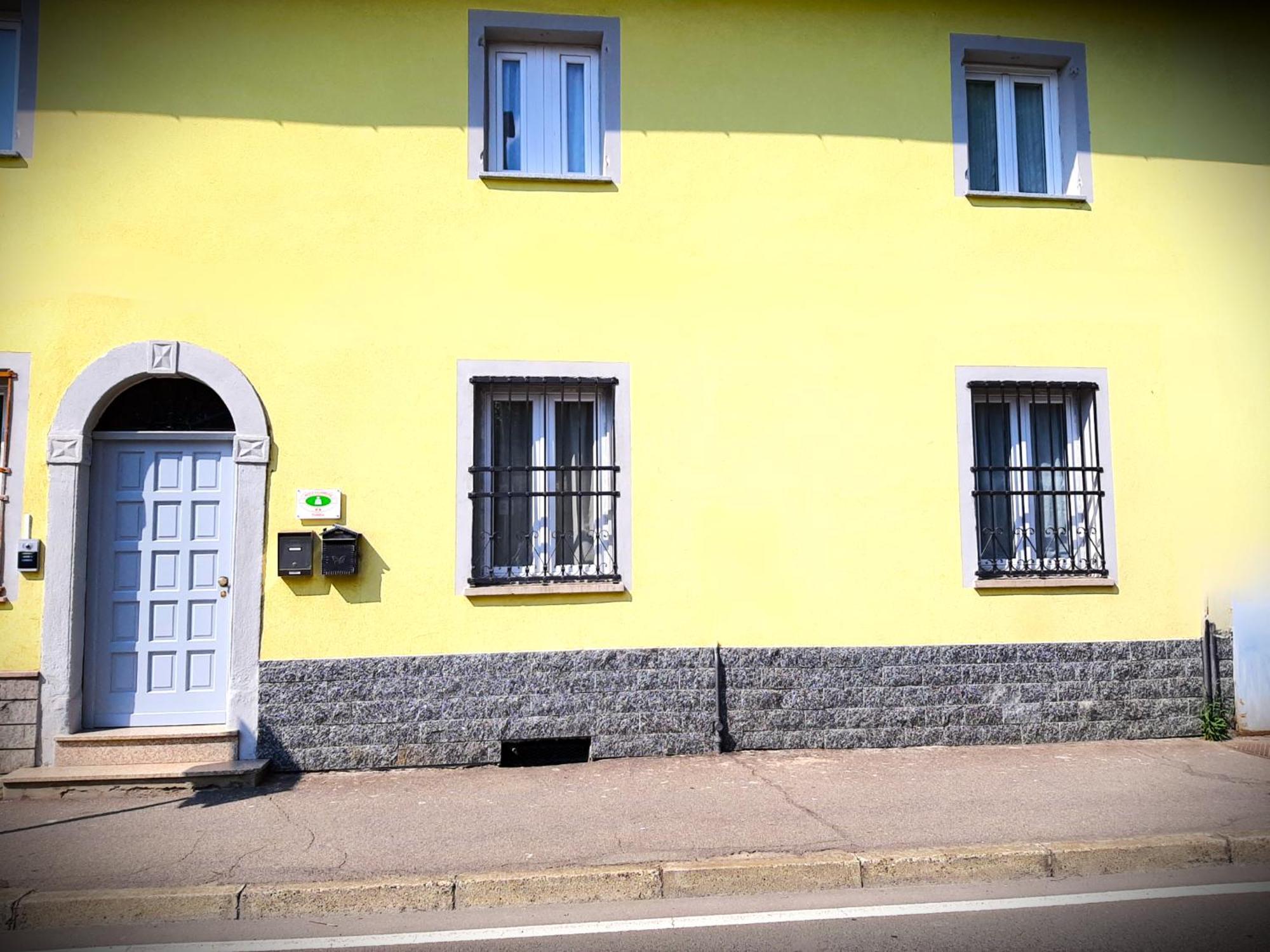 Chrizia Hotel Novi Ligure Buitenkant foto