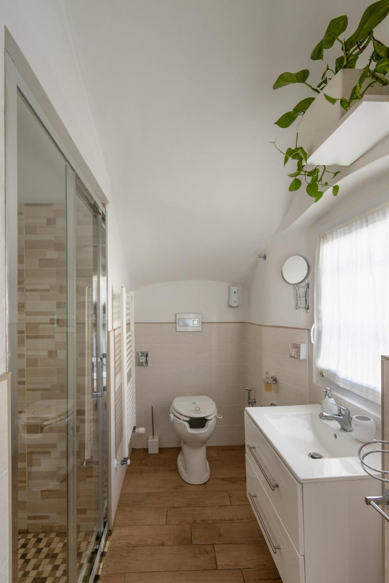 Chrizia Hotel Novi Ligure Buitenkant foto